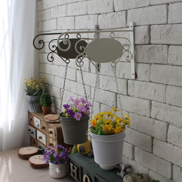 Giỏ hoa sắt treo tường